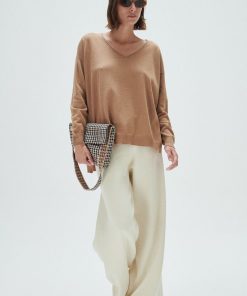 Alternative view of Sweater Diana Camel