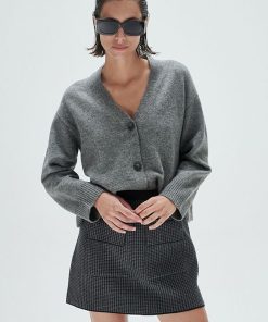 Cardigan Ultra Soft Amelia Grafito - Imagen 2