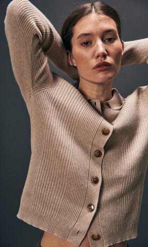 Alternative view of Chaleco con Botones Ela Natural