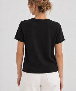 Alternative view of Polera Cruz Negra