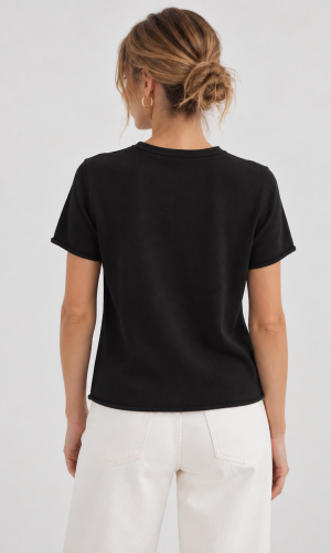 Alternative view of Polera Cruz Negra