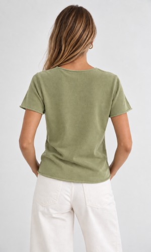 Alternative view of Polera Cruz Verde Seco